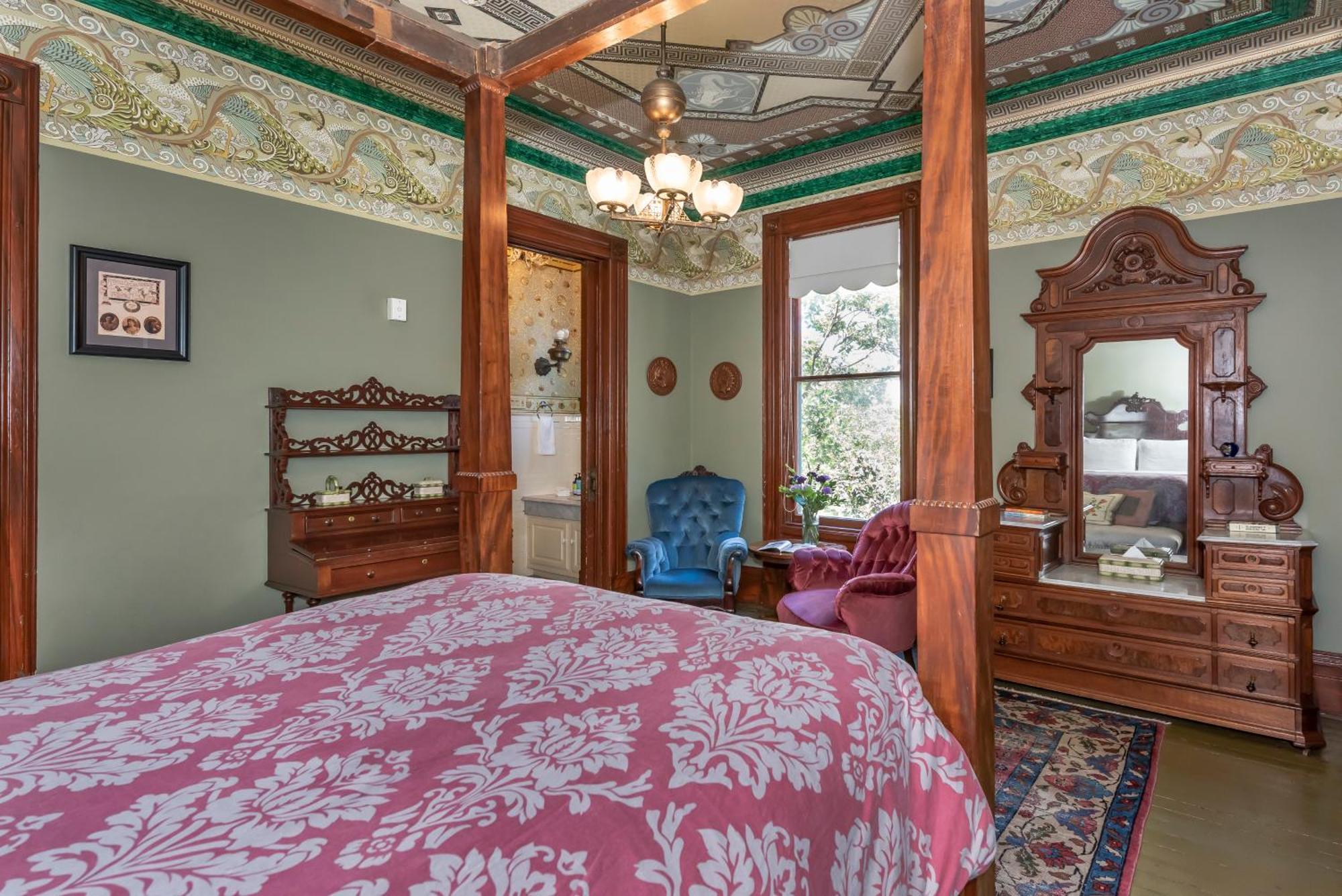 Chateau Tivoli Bed And Breakfast San Francisco Exterior photo