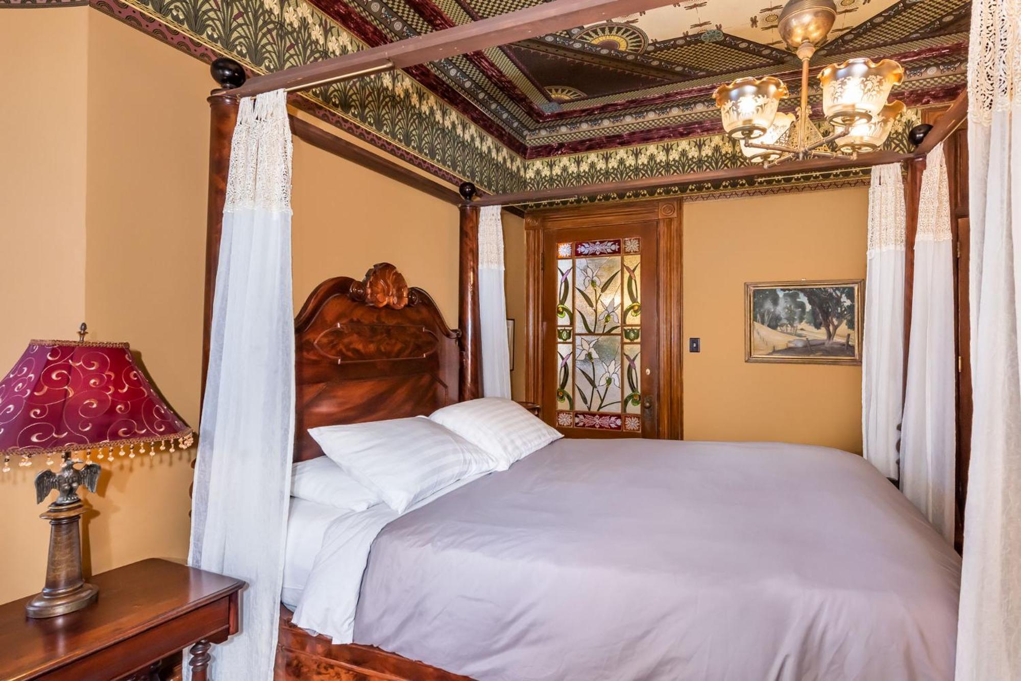 Chateau Tivoli Bed And Breakfast San Francisco Exterior photo